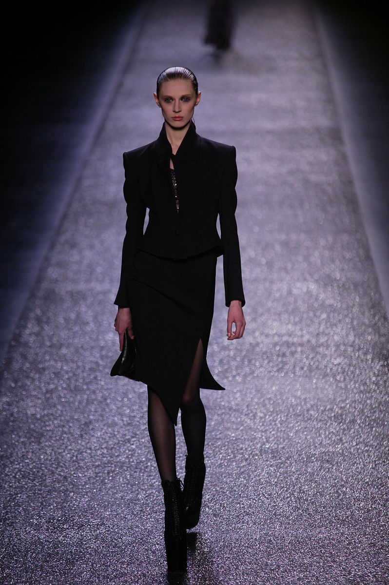2009年3月6日讯,巴黎,09 巴黎时装周(秋冬).nina ricci 品牌秀场.a mo