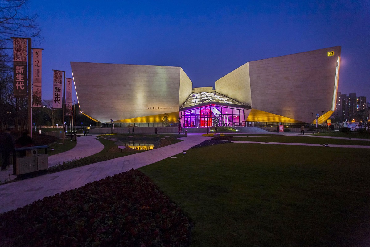 上海应用技术学院工程管理专业：优势、不足及未来发展方向