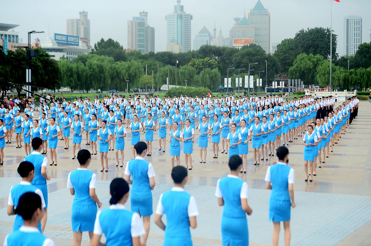 济南纺织工业学校服装表演行业优势