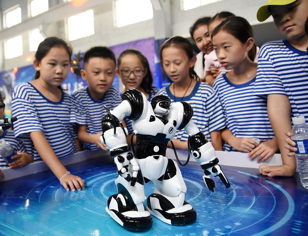 舞阳人工智能学校机器人工程专业招生啦！