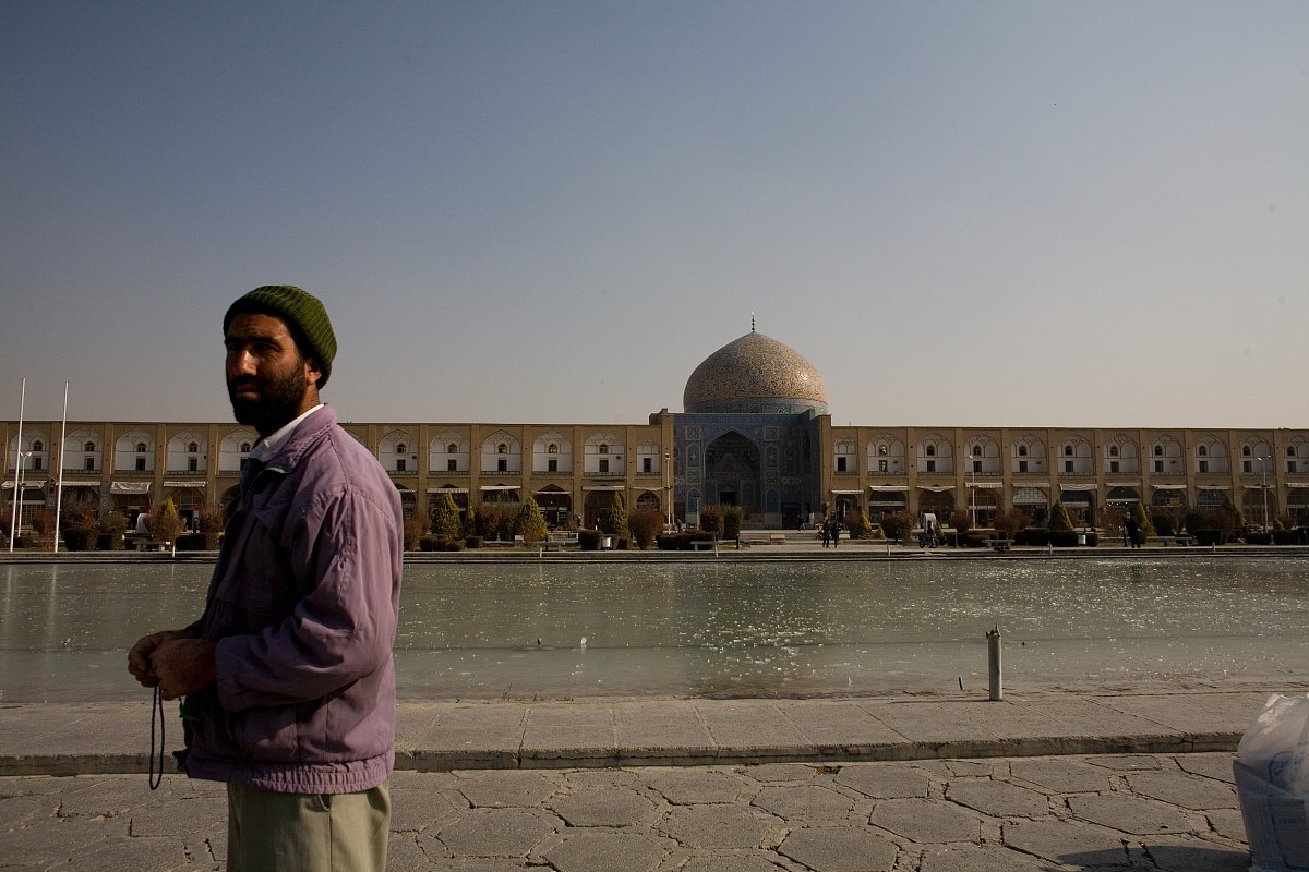 ***_***isfahan, iran - january 01:  the naqsh-e jahan square als