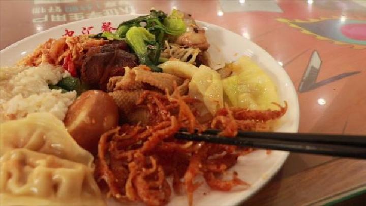 豆制品做的素虾,被大学生当“辣条”吃