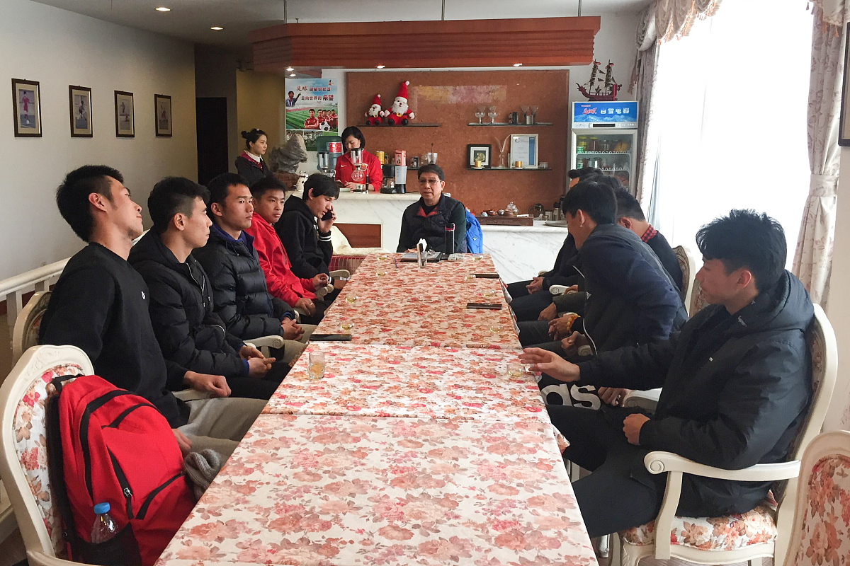 写一份江苏东源投资有限公司2023年度团支部工作要点机关公文2000字开头400字四个大段分别用四个持续做标题