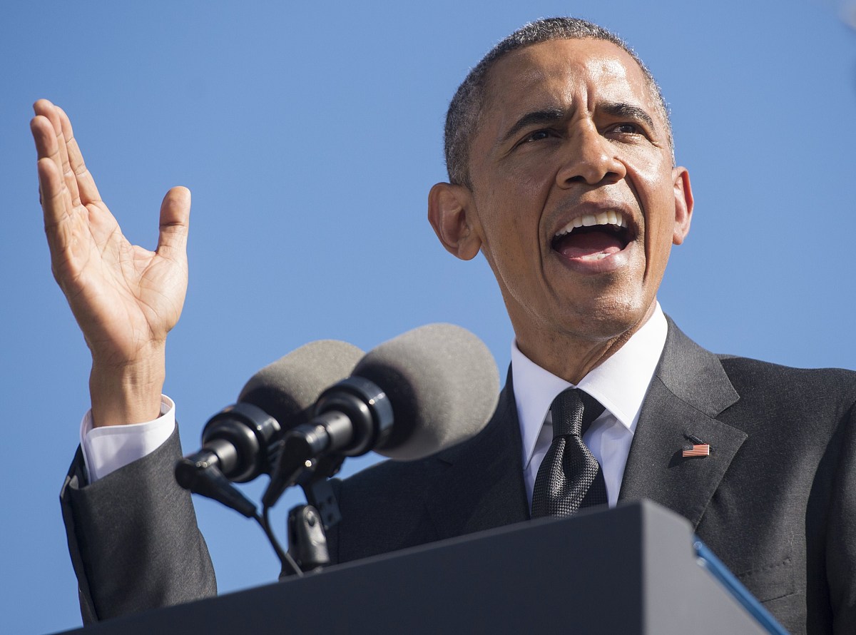 高伟民是怎么怀疑王天成的呢帮我用210字详细描述 高伟民是怎么怀疑王天成的呢帮我用210字详细描述