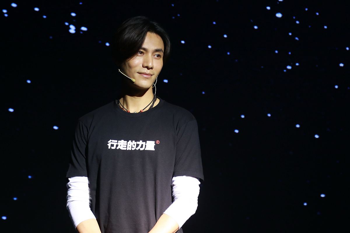 么么么么么么鸡是什么意思？网络流行语含义解析