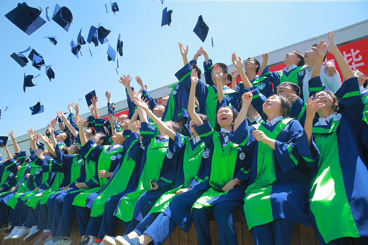 我的校园生活 - 一分钟短视频脚本