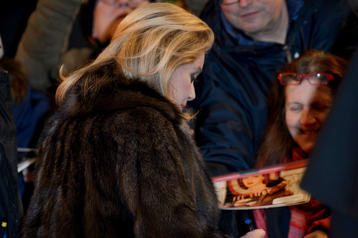 在陕西省助产专业工资一般多少？