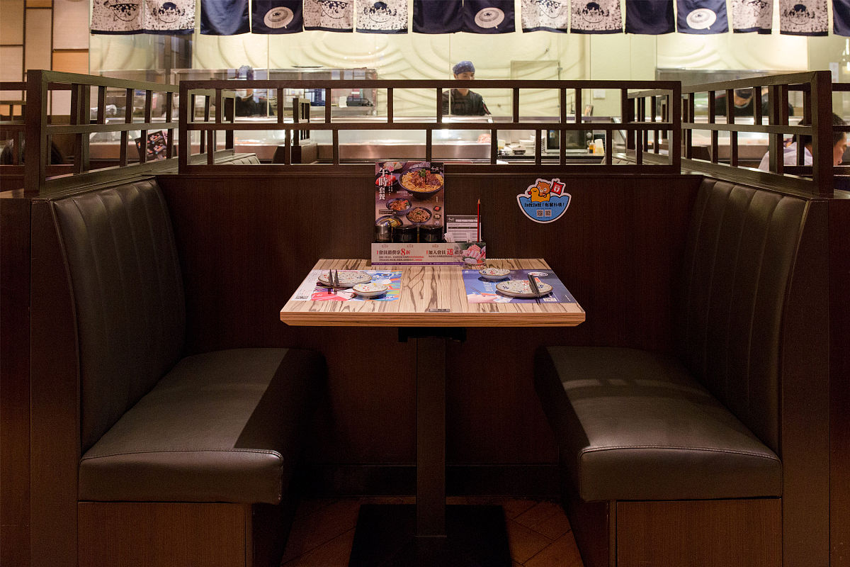 餐厅座位表属性设计指南：优化数据库结构