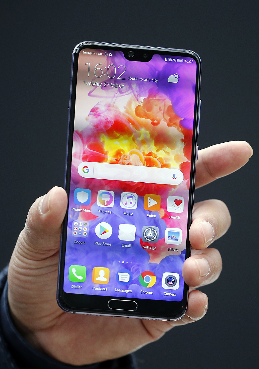 苹果手机和华为手机 你会推荐我华为还是苹果 并说出10个理由