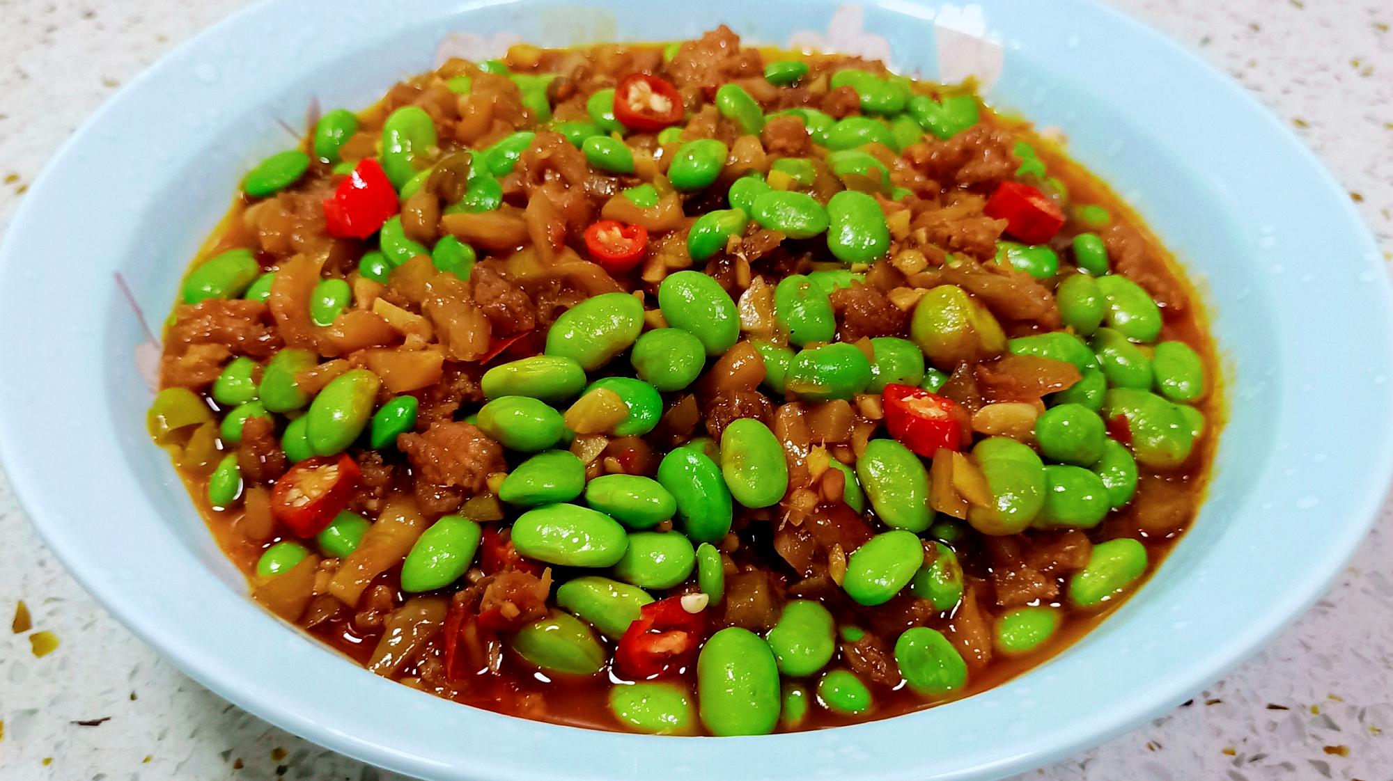 青豆最下饭的做法,鲜香开胃,配米饭炒过瘾,做法和诀窍都告诉你