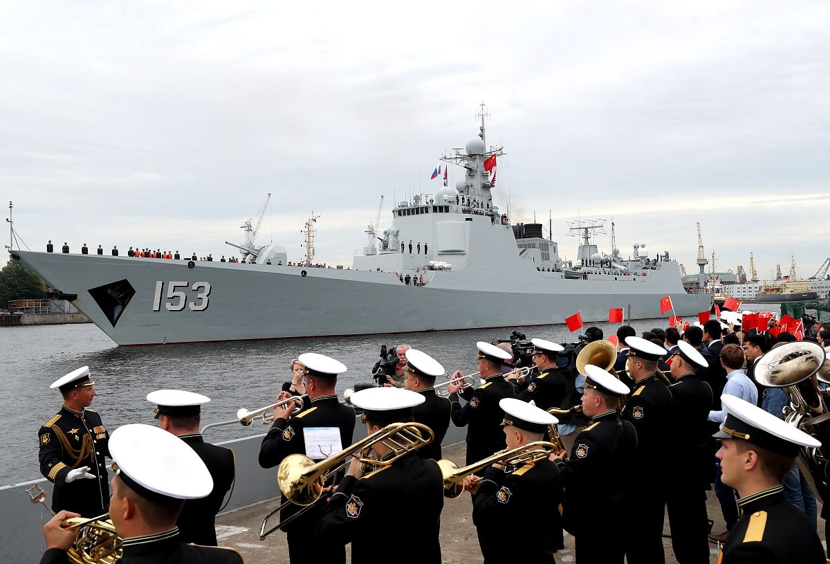 2021 年全球航母数量排行榜：美国领跑，中国紧追