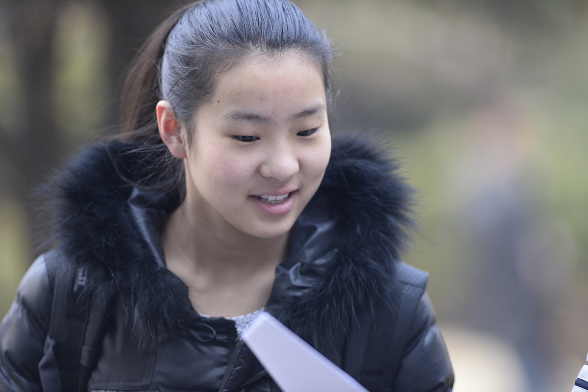 2015年3月6日讯,北京电影学院表演系考试初试.***_***2015年3月6上午,