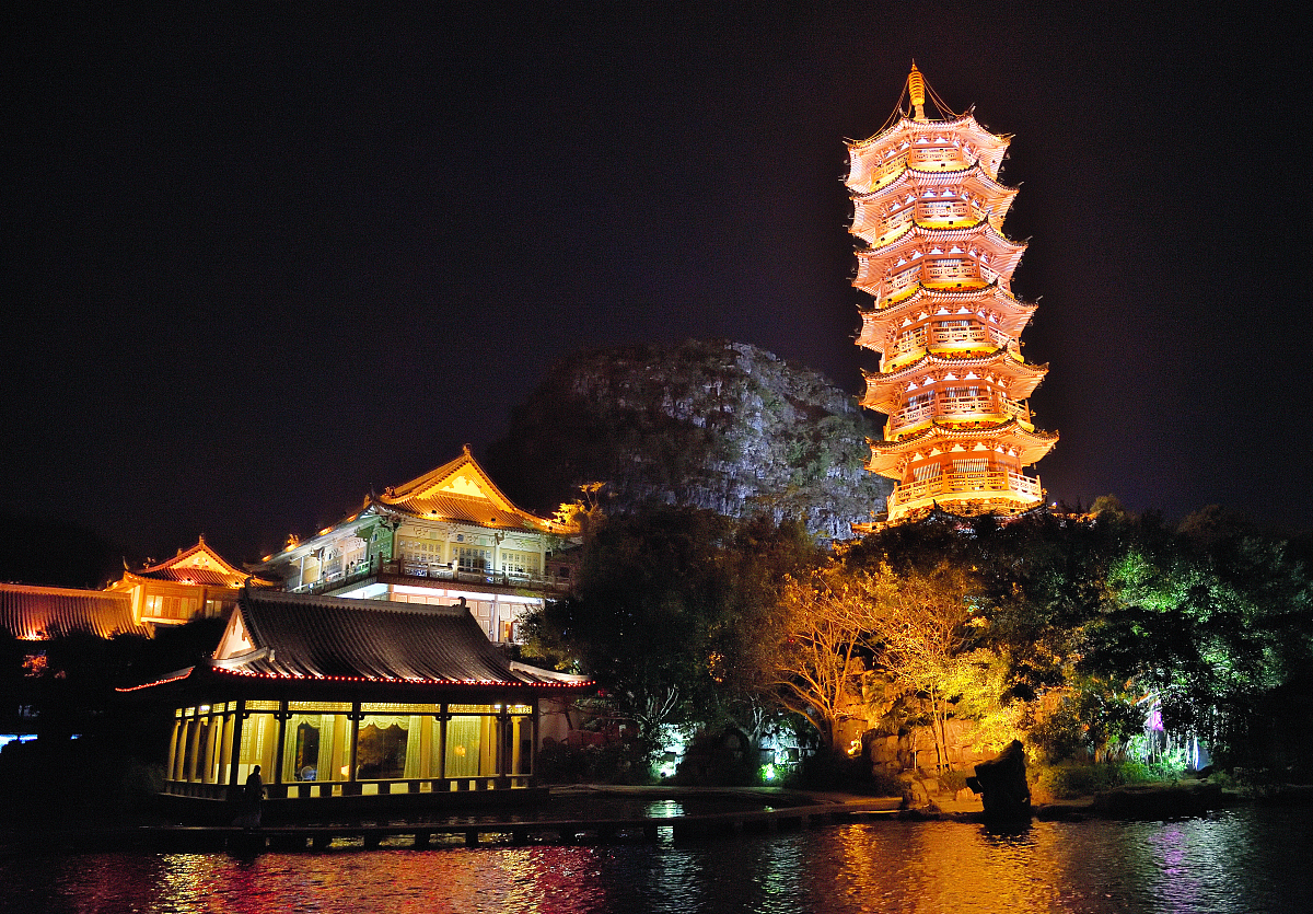 桂林旅游高等航空专科学校2022年招生简章好不好