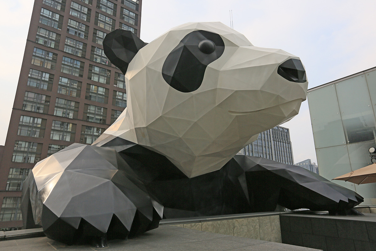 写一篇毕业实训总结报告的关于本次实习实训的意义主要描述通过此次实习对以后的职业规划对自己所学知识的认知在整个过程中让你有所成长的是什么实训的地点是：成都市春熙路IFS国际金融中心筑梦青年公司认知岗位是培训口才演讲的讲师主要工作内容是：给大学生做口才演讲的培训并负责组织开展相关讲座活动。