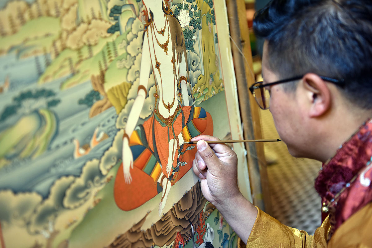 在甘肃读工艺美术唐卡专业可以去哪些学校