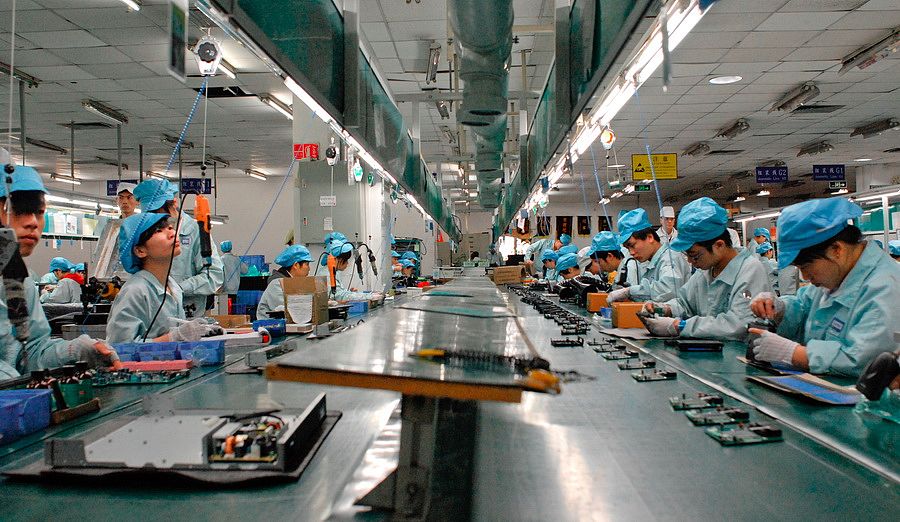 毕业实训总结报告专业：机械电子工程实训地点：富士康科技集团成都园区金加车间实训周期为一周请写出本次实训的意义主要描述通过此次实习对以后的职业规划对自己所学知识的认知在整个过程中让你有所成长的是什么。字数要求400字