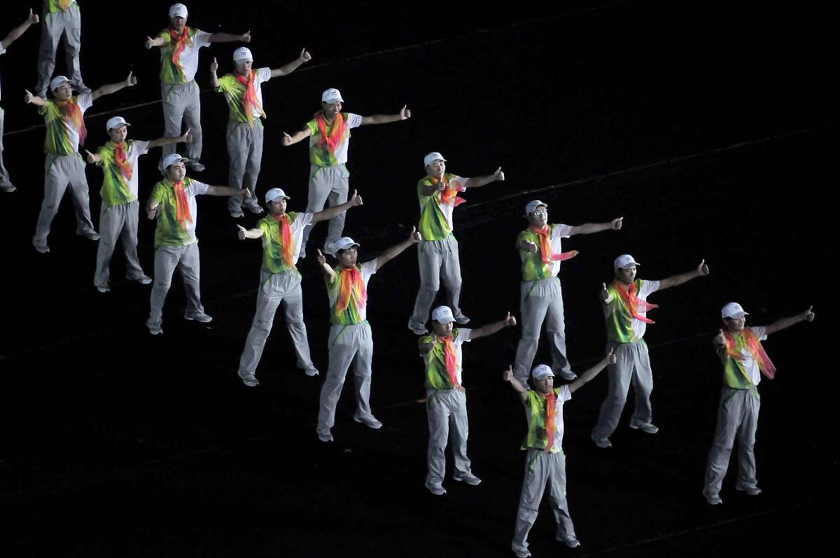 戏曲的审美特征中程式性体现在表演动作？