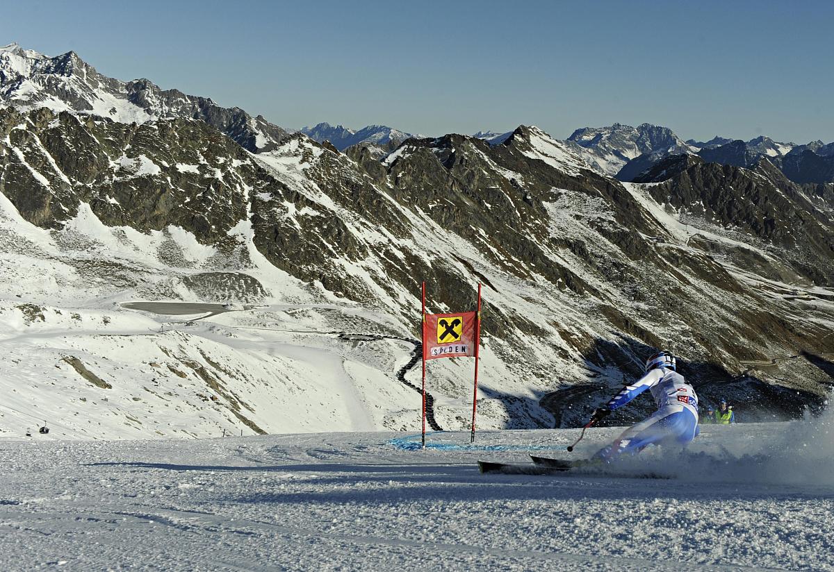 2011年10月23日,奥地利,2011高山滑雪世界杯第3日赛况.***_***soelden