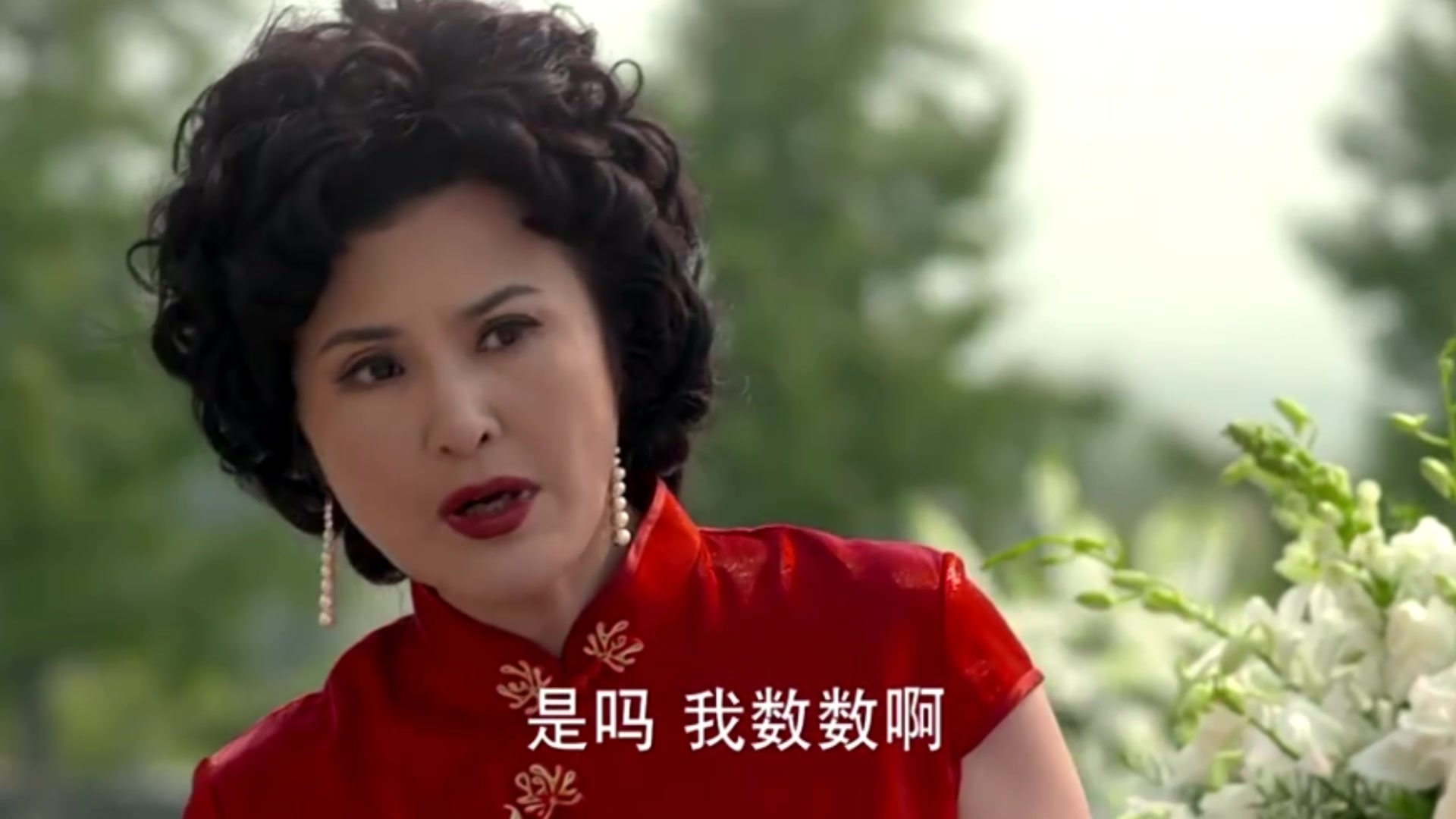 女儿婚礼蛋糕为什么四层变六层,两个妈妈心知肚明,却互相装糊涂