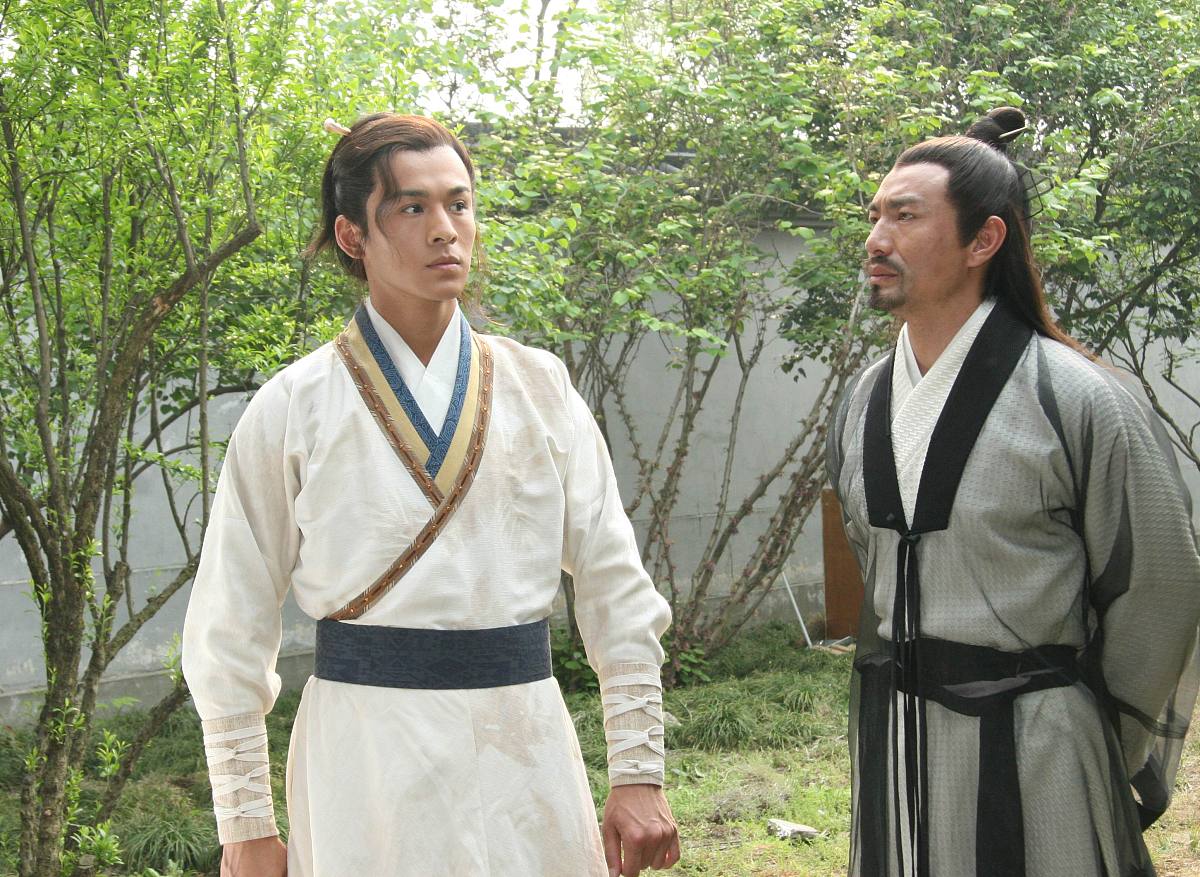 张无忌与李逍遥：武侠传奇的诞生