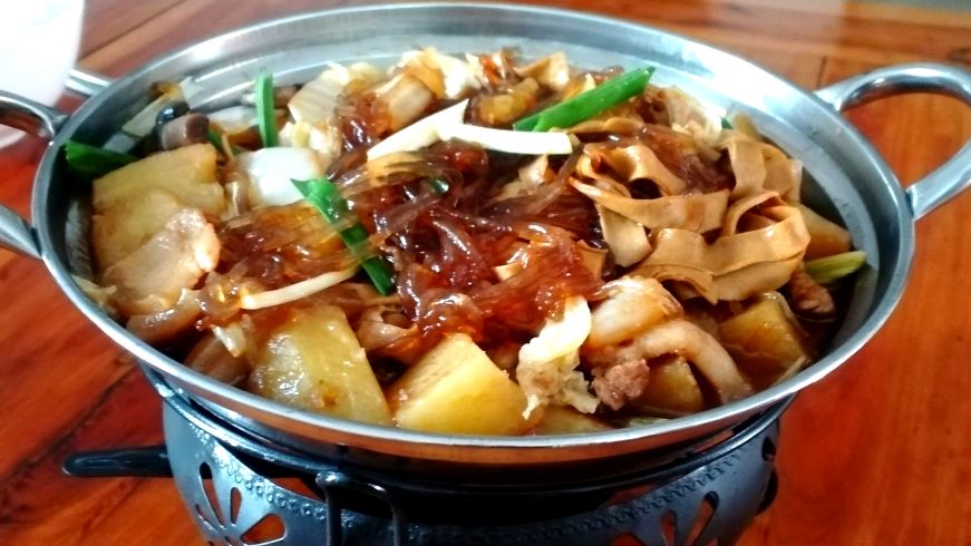 杂菜锅仔的家常做法,几种食材一锅烩,香喷喷热腾腾好吃又暖胃