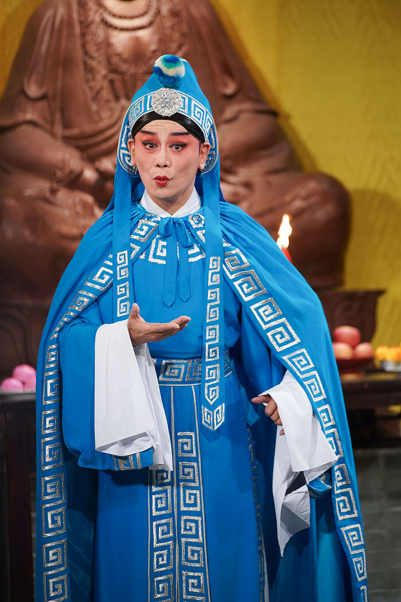 2018年11月29日,香港,明星参加粤剧折子戏《帝女花之相认》录影.丁凡