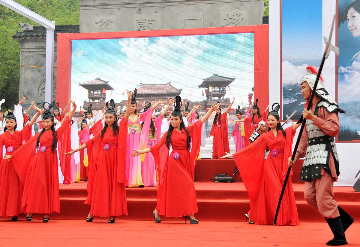 赤壁机电信息技术学校2021年招生简章