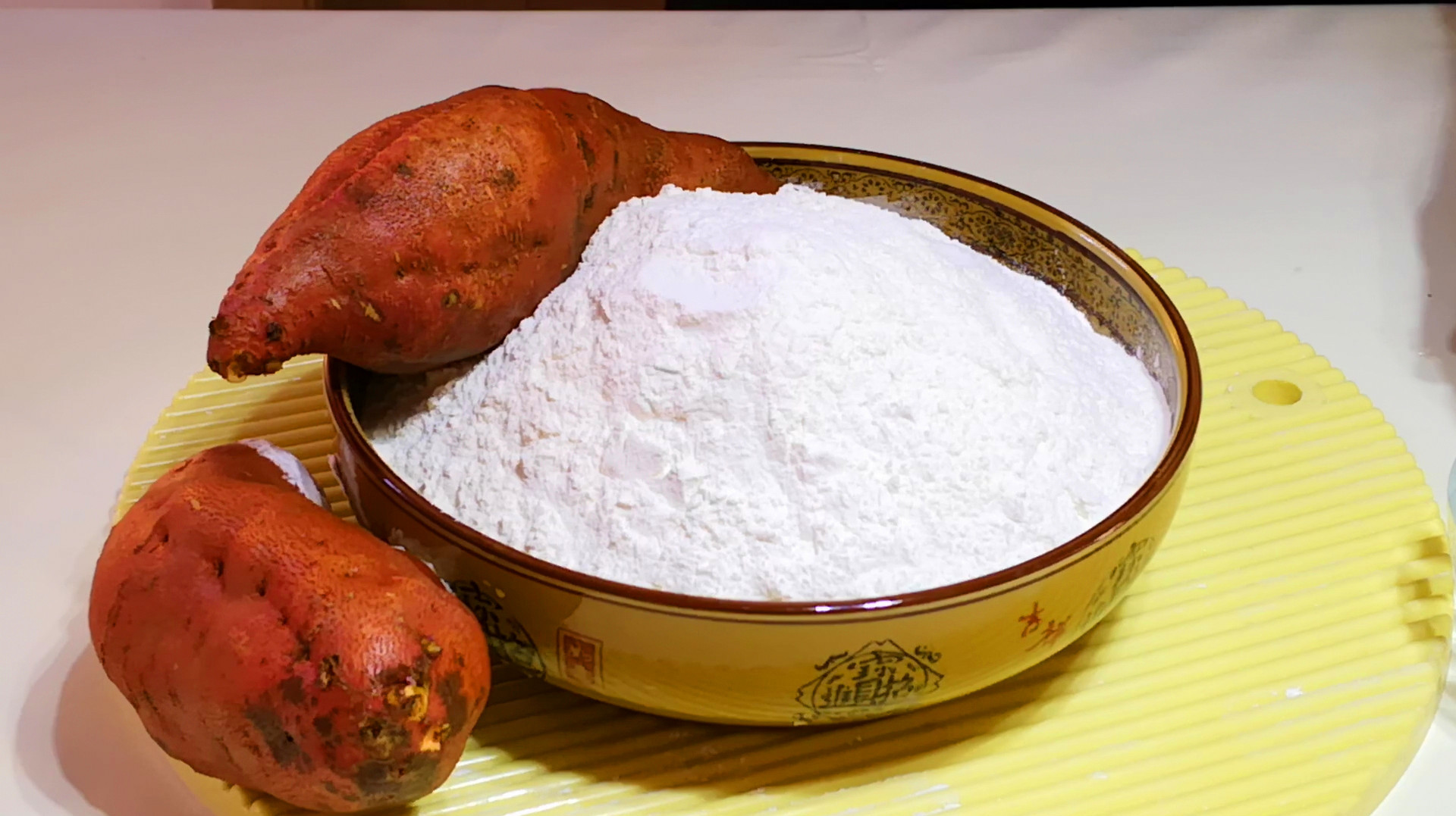 红薯特色新吃法,加面粉简单一做,比馒头好吃,比做面包简单