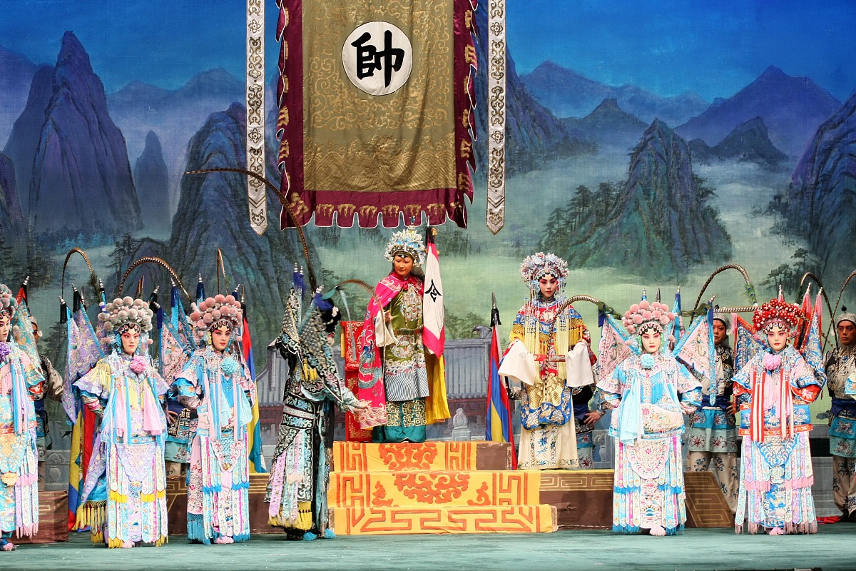 关汉卿《救风尘》: 英雄救美传奇, 明代社会缩影