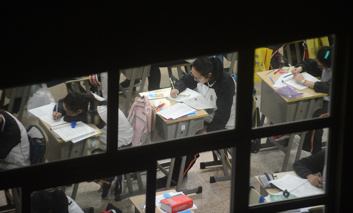 大学生活小视频作业：我眼中的大学生活
