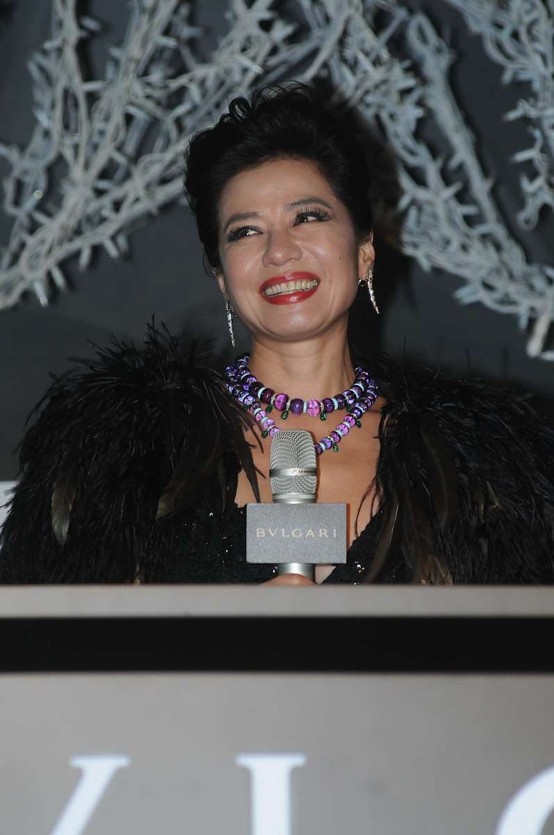 虎牙直播的生肖大点灯怎么点灯