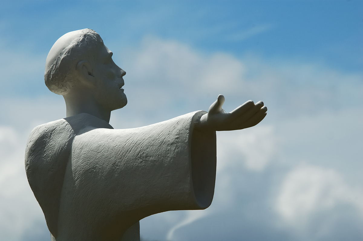 探秘维多利亚道印度雕塑公园：与『摆渡者』一同思考生命的意义