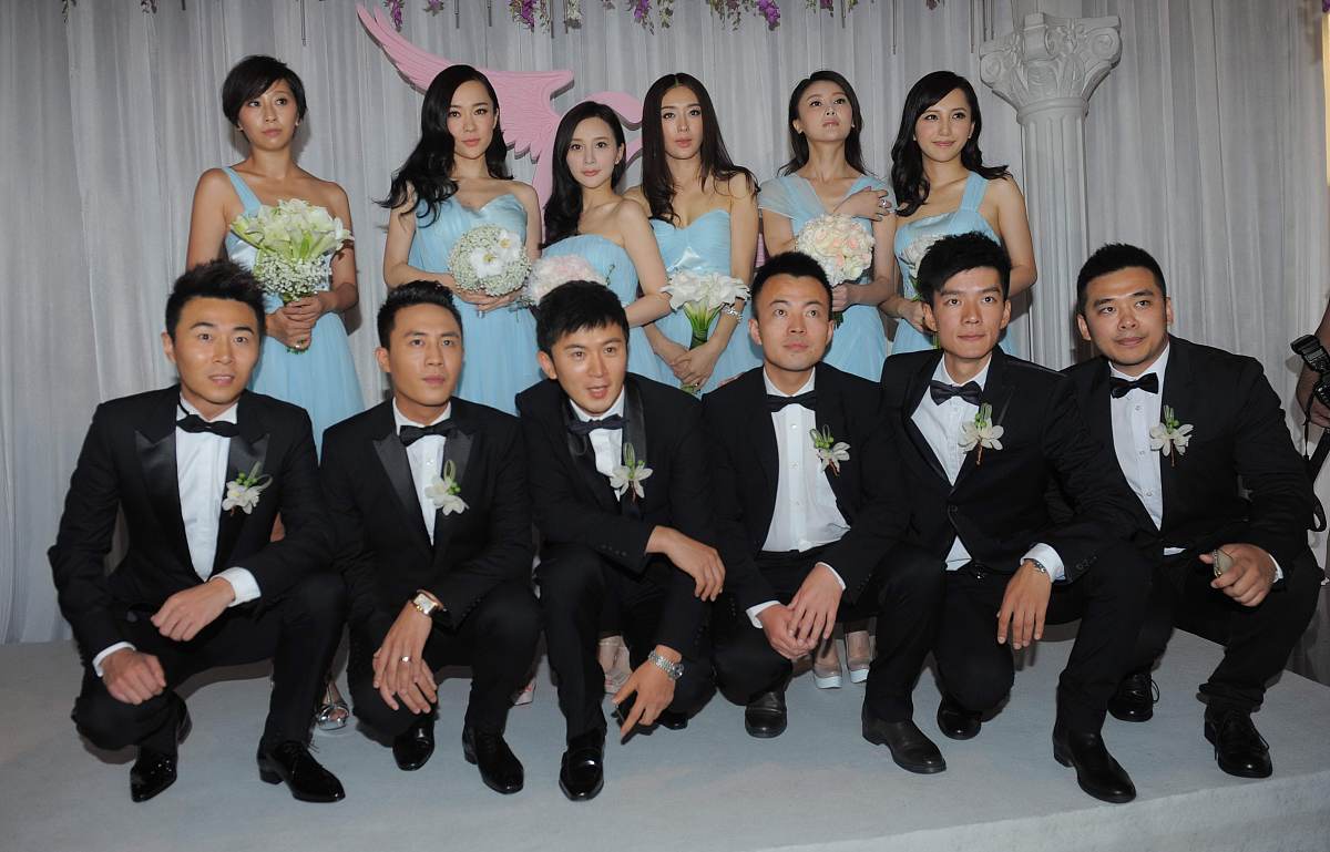 中午12点举行婚礼给一份伴郎的详细时间表