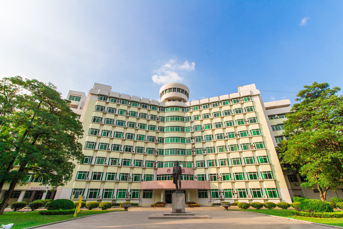 四川工商学院招生办联系电话