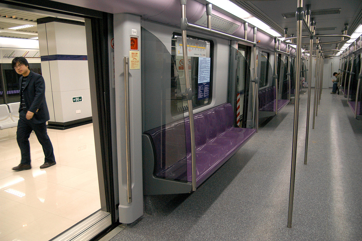 重庆市轨道交通学校就业前景分析：2021年就业形势如何？