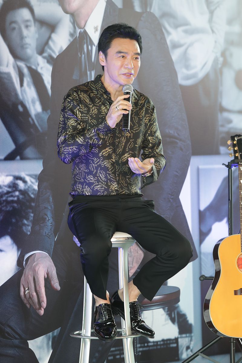 2018年9月13日,香港,钟镇涛亮相"故事继续"演唱会记者会.钟镇涛
