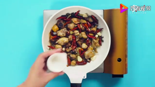 麻辣鸡的做法 麻辣鸡做法视频