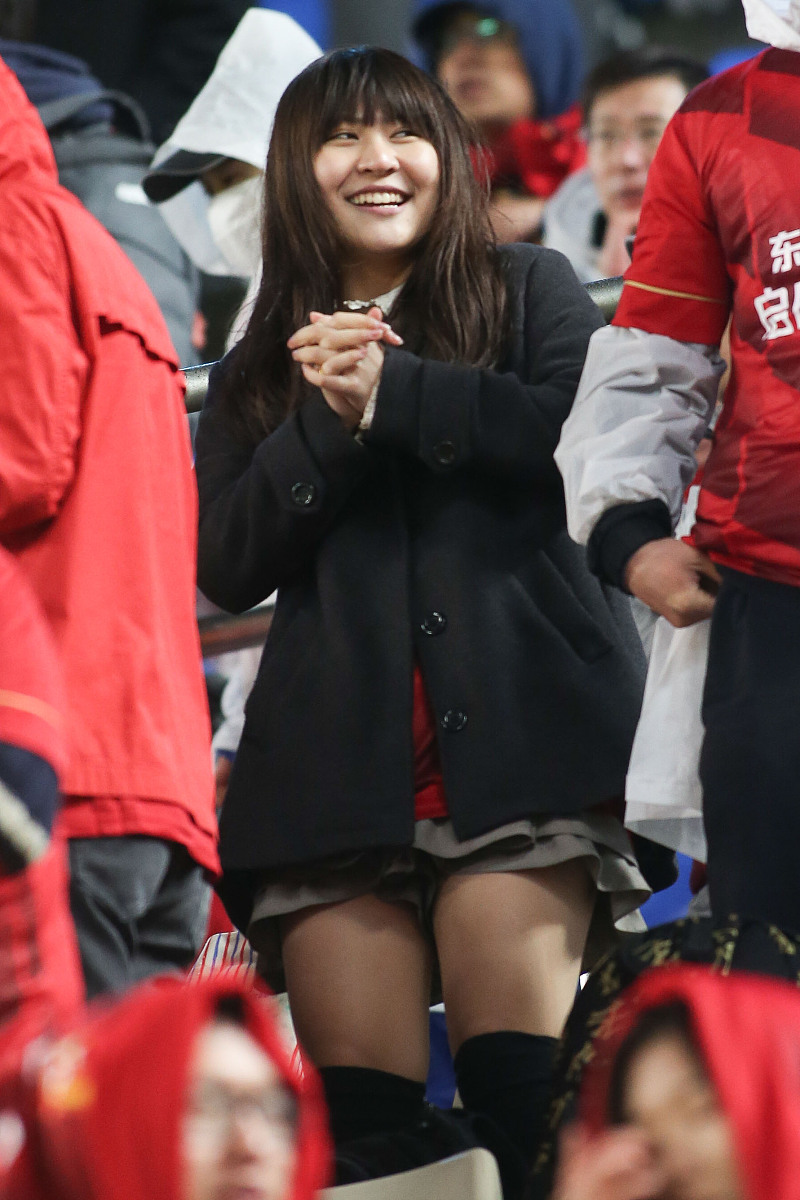 2015年4月7日,日本鹿岛,2015亚冠小组赛h组,鹿岛鹿角vs广州恒大.美女