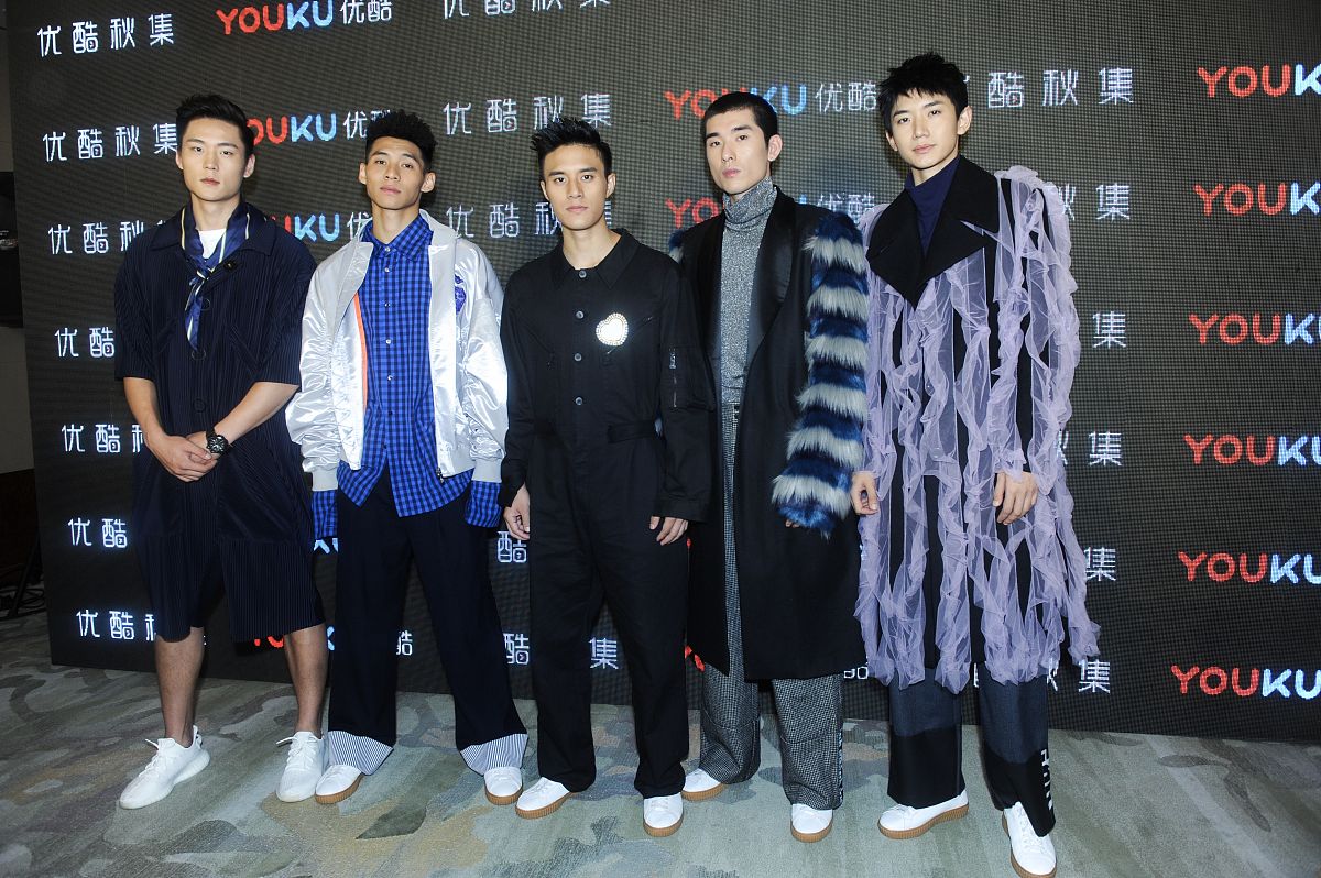 卧底警探杨震：警校同学变黑帮骨干，险象环生！