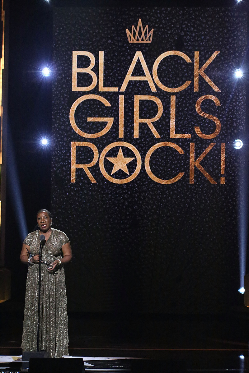 丁真珍珠是哪个省的