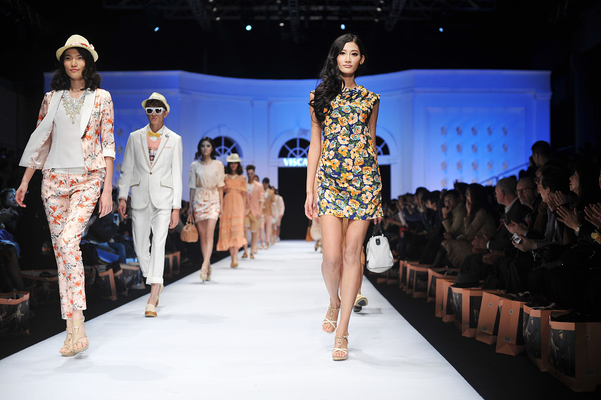 河南工艺美术学校2023年招生条件及专业人数怎么样