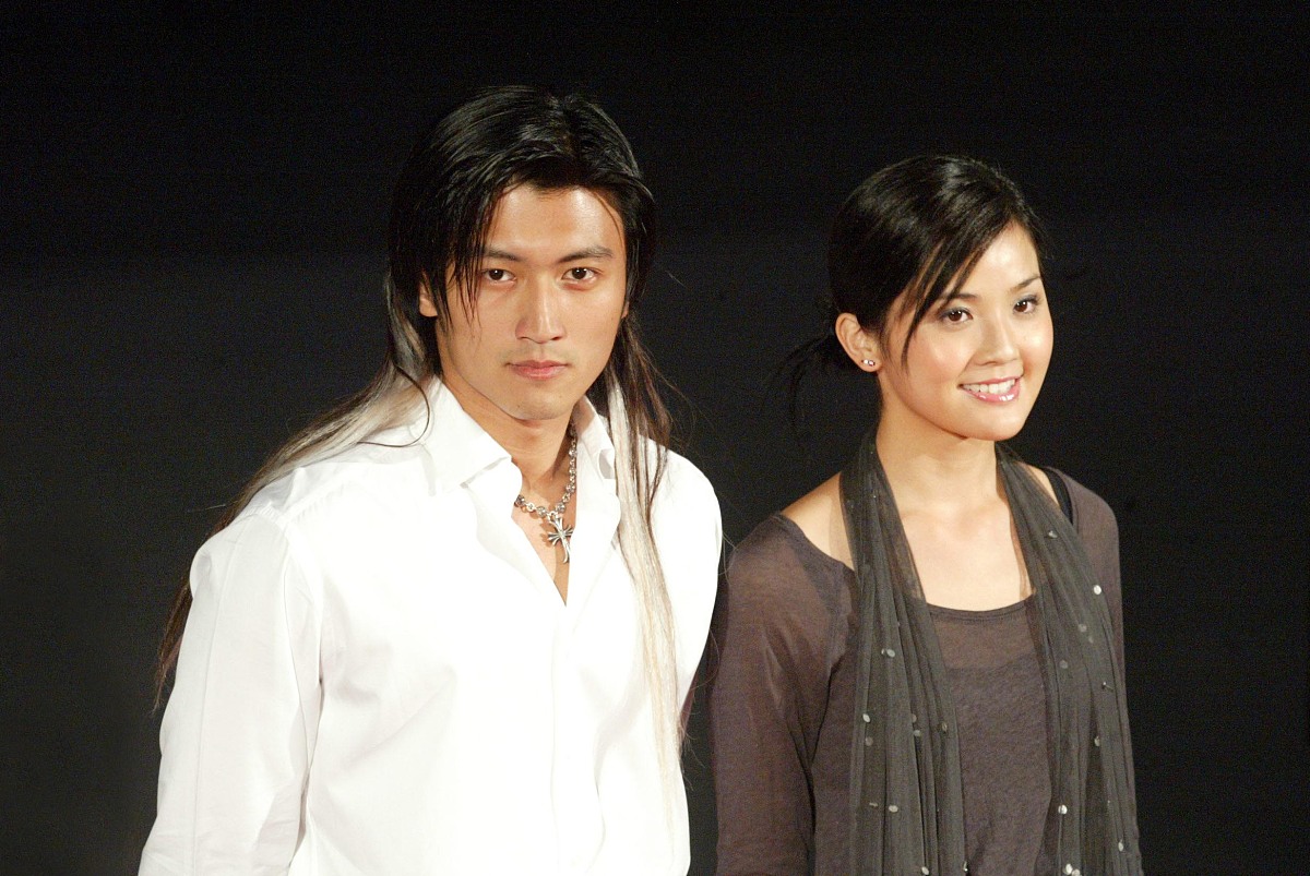 2004年9月19日晚,《新警察故事》全球首映典礼在北京东方君悦大酒店东