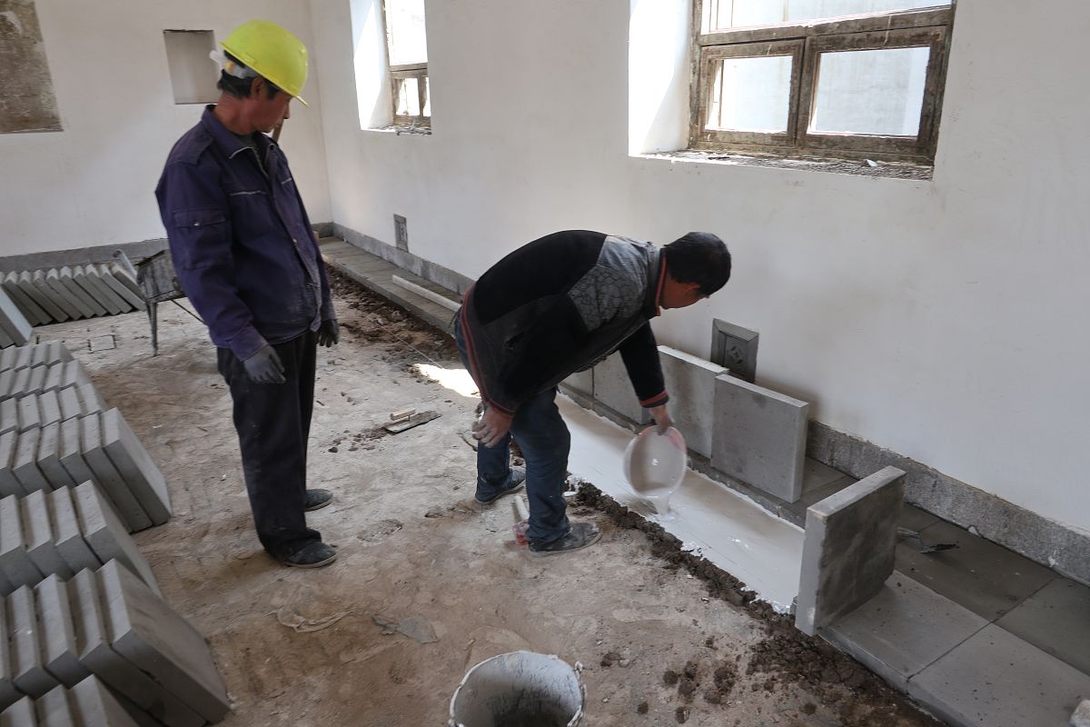 《新改建农村卫生户厕管护制度》