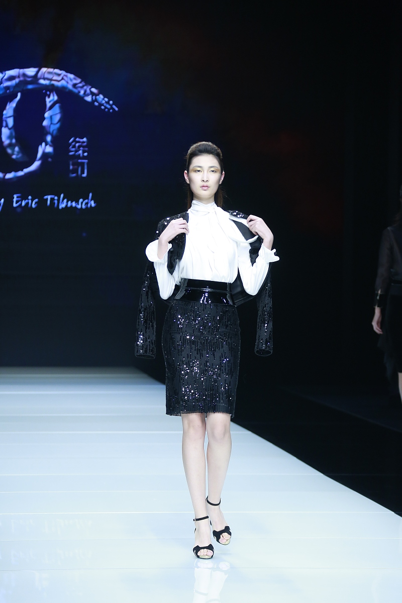 唐山荣华服装学校值得去吗？