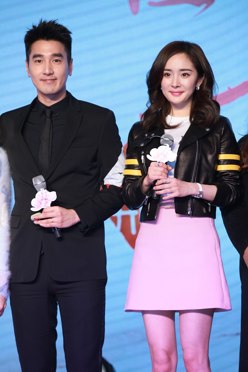 请不少于800汉字的博客文章语言要幽默风趣。主题是：内地电视剧排行榜前十名十大评分最高的国产电视剧