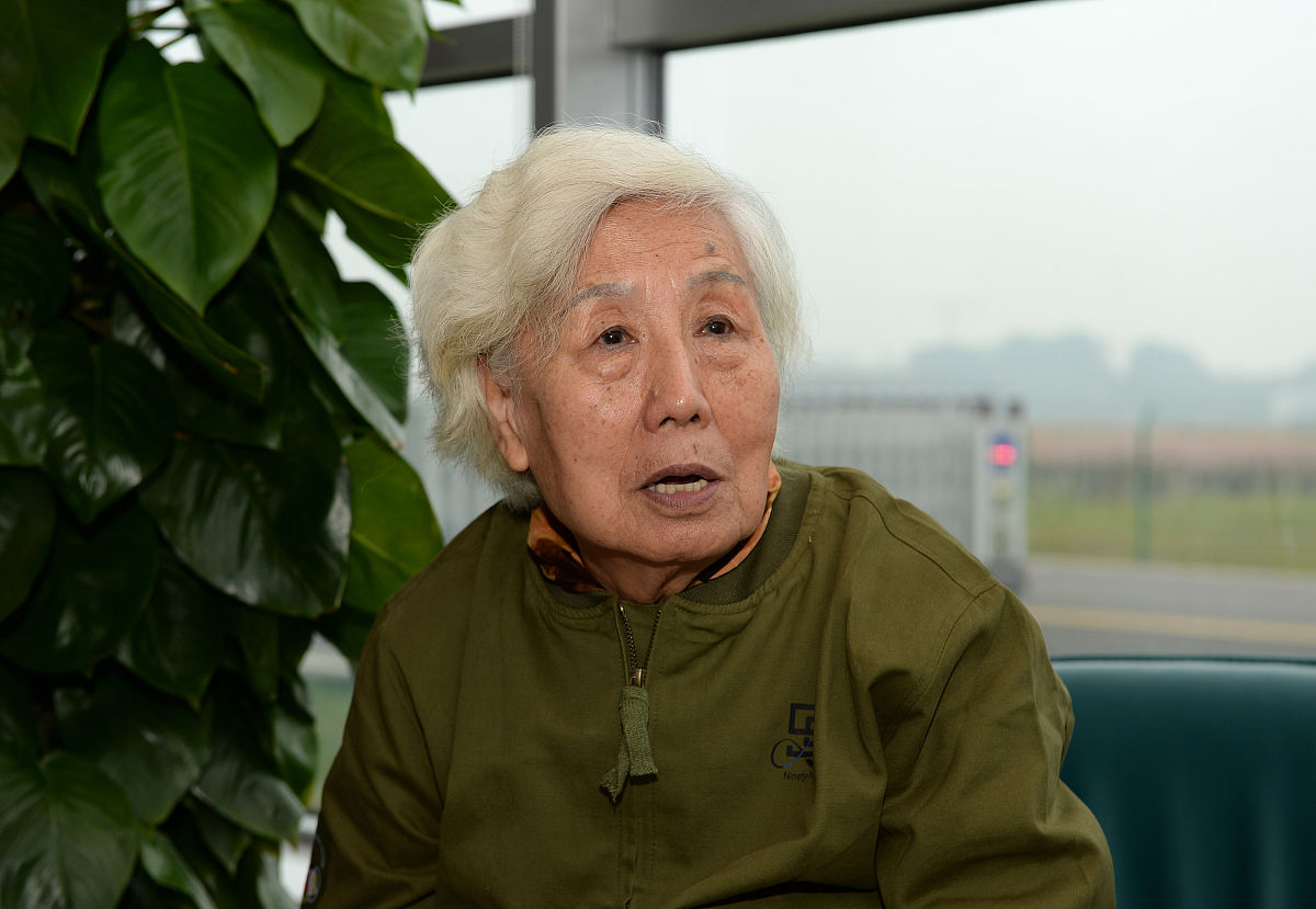 成都想当飞行员需要学习什么好