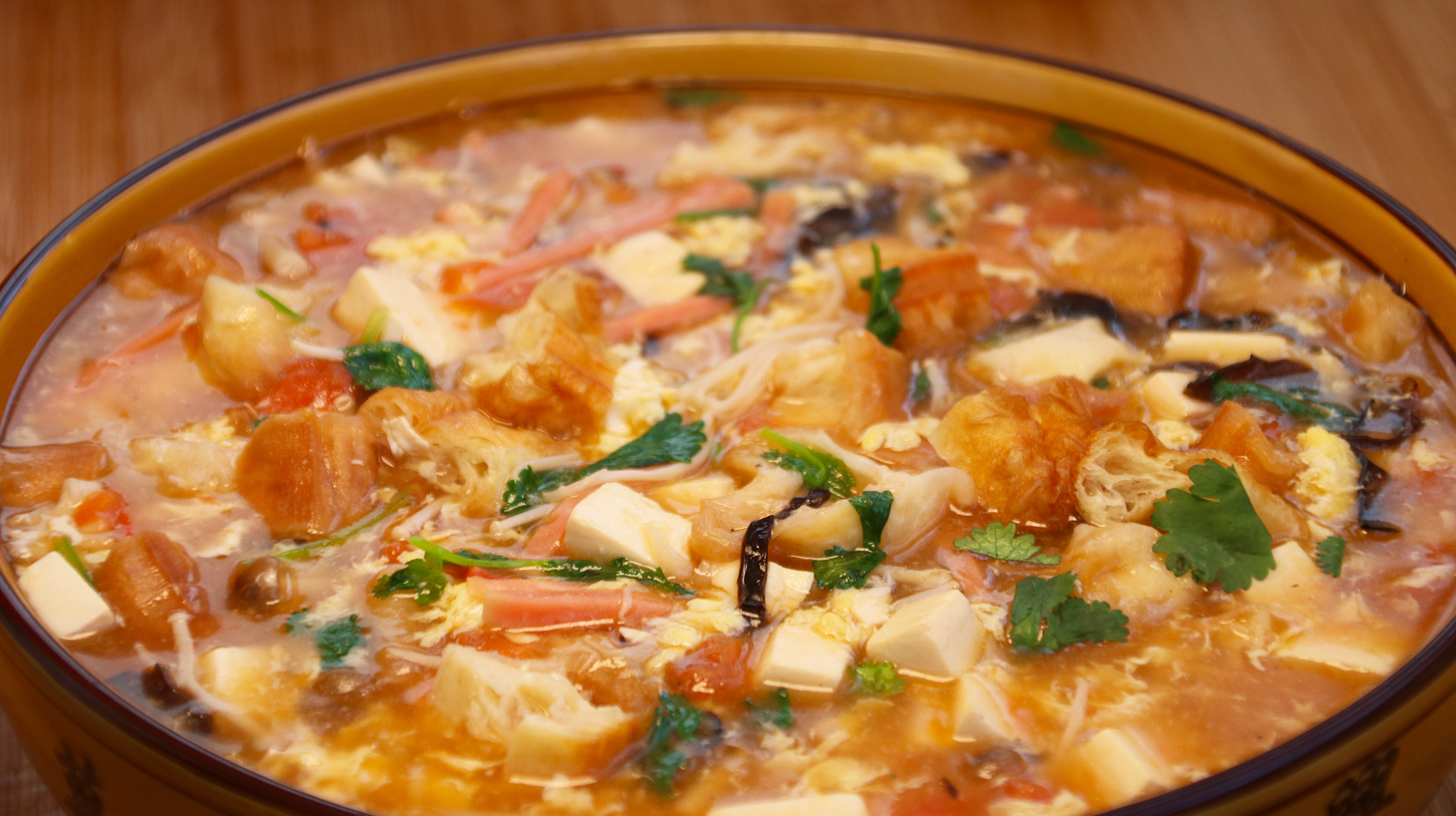 天冷多给家人做这道汤,5块钱能做一大锅,酸辣爽口又暖胃