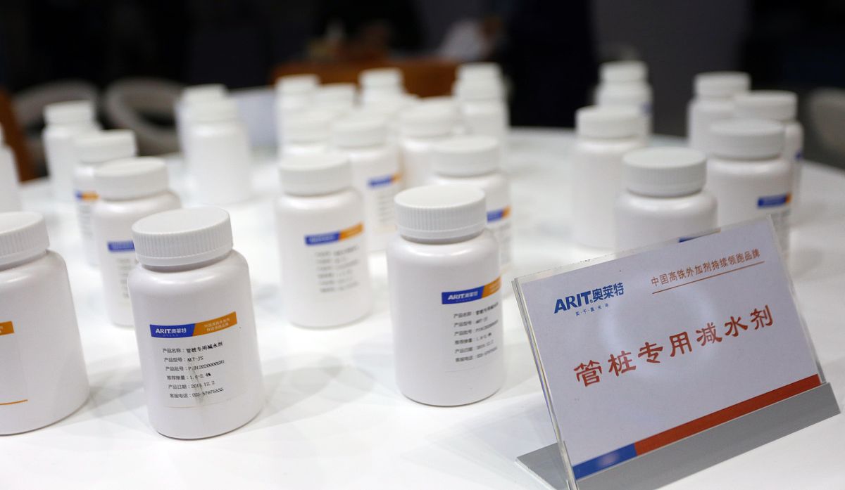 考马斯亮蓝法测蛋白质：先定容还是先加试剂？
