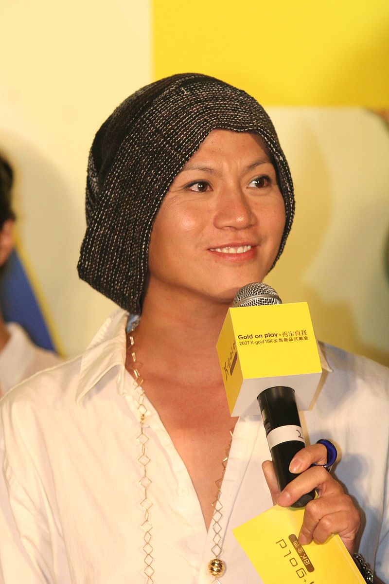 2007年8月16日,世界黄金协会宣布k-gold秋冬"超魅"系列即日起在北京各