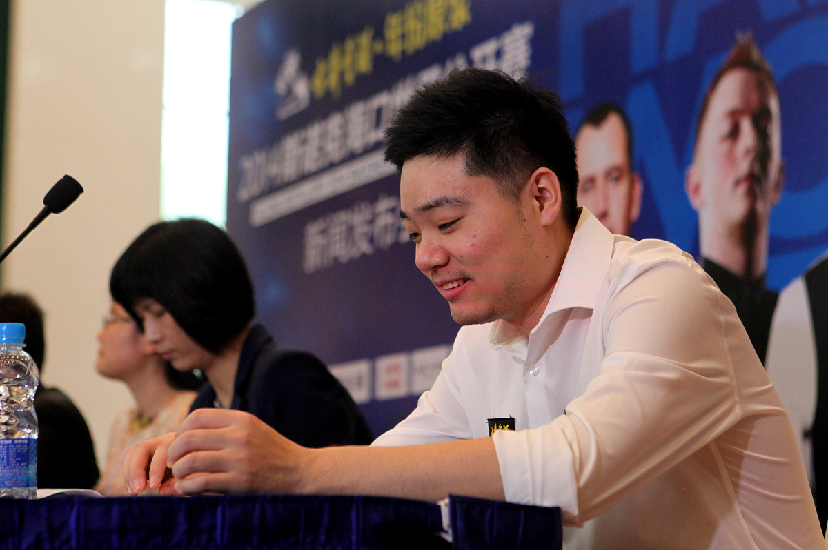 速度与激情9 手游更新日志：全新赛道、车辆和赛事